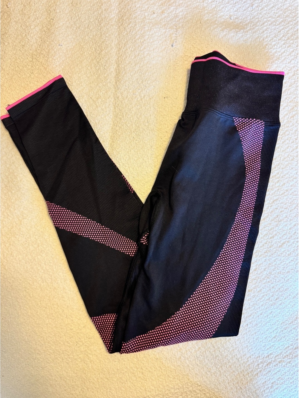 Pink Active Black and Pink Seamless Leggings Size S